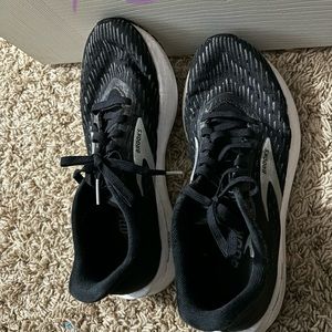 Brooks Tennis Shoes